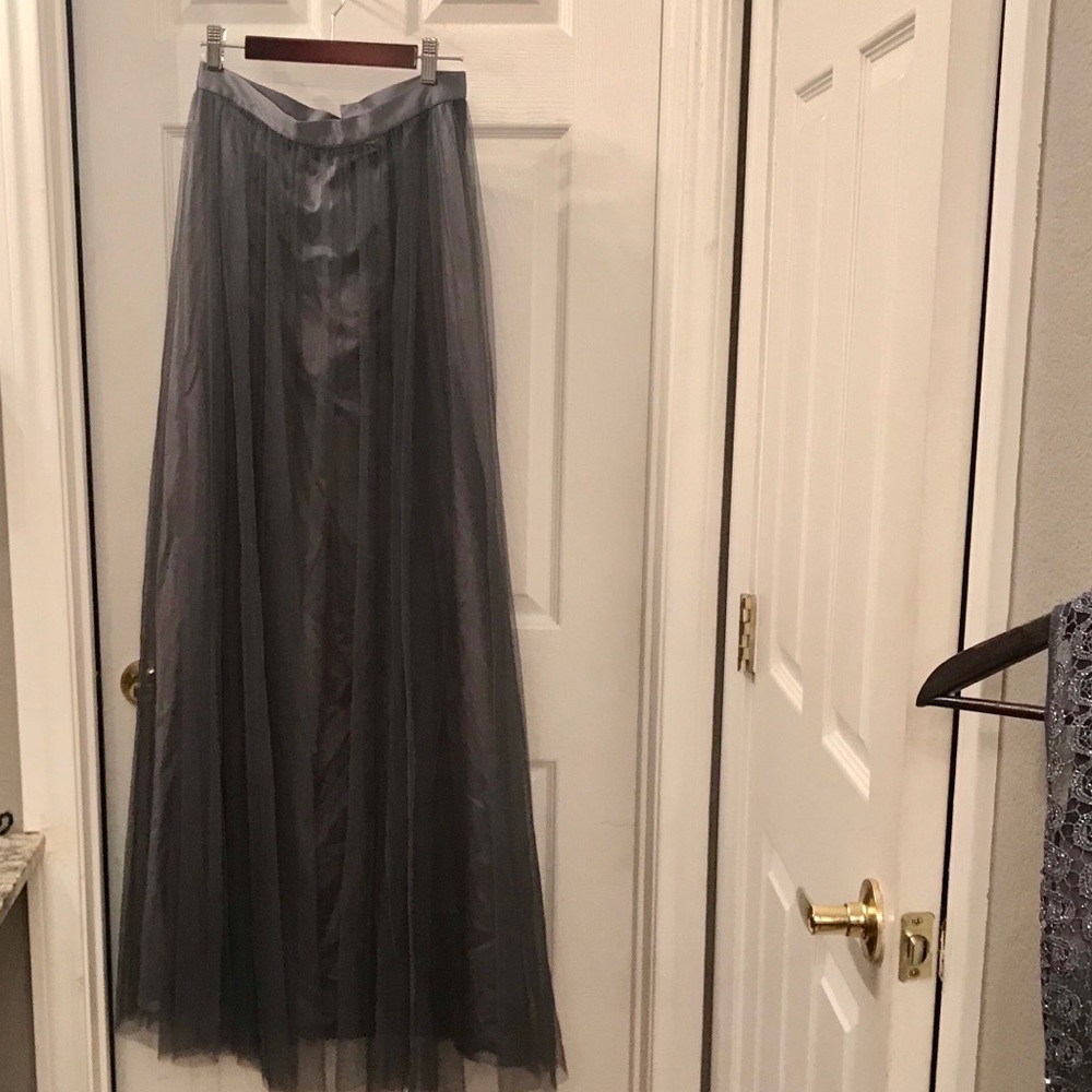 Gun metal lace 2 pc crop top maxi skirt set NWT - Picture 5 of 5